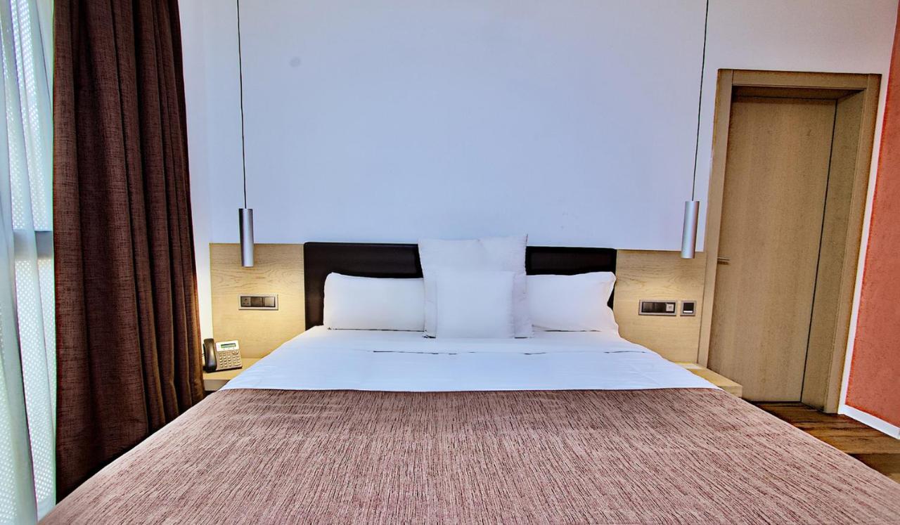 Sv Chrome Hotel Abuja Luaran gambar