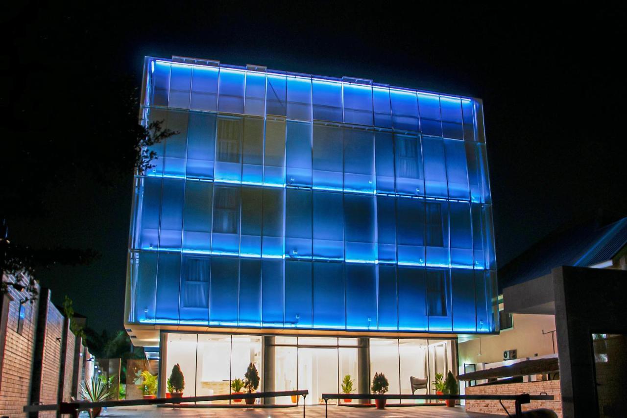 Sv Chrome Hotel Abuja Luaran gambar