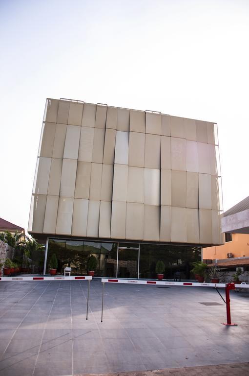 Sv Chrome Hotel Abuja Luaran gambar