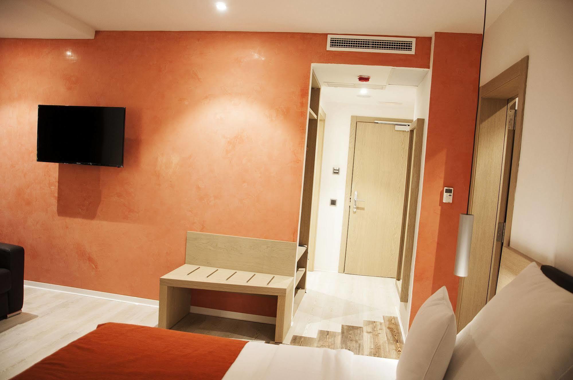 Sv Chrome Hotel Abuja Luaran gambar